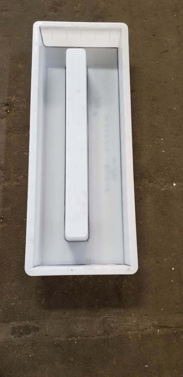 河南U型溝塑料模具-貴州塑料模具